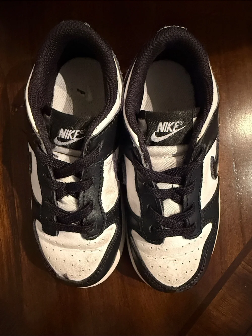 Nike Kids White and Black Low-Top Sneakers
